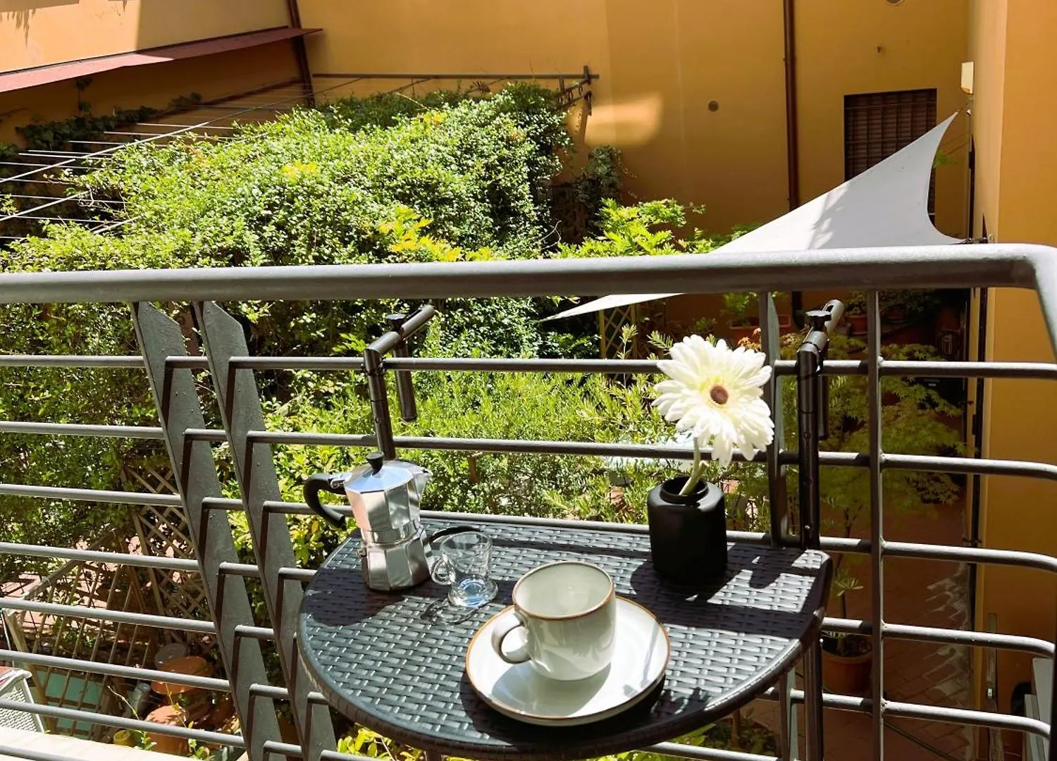 Alfea Suite Bologna Italia